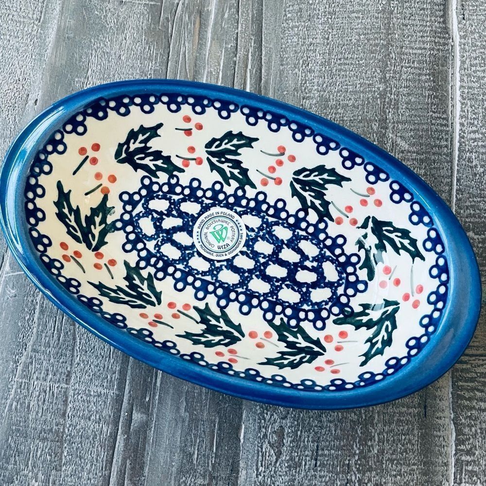 Boleslawiec Polish Pottery Christmas Holly Oval Serving Bowl Dish
